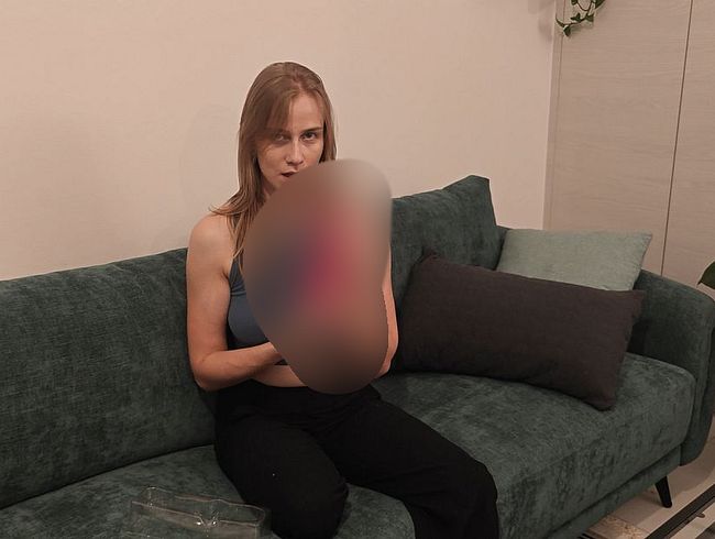 SirenaSweet Porno Video: Unboxing mein neues Toy und dann wird’s feucht!